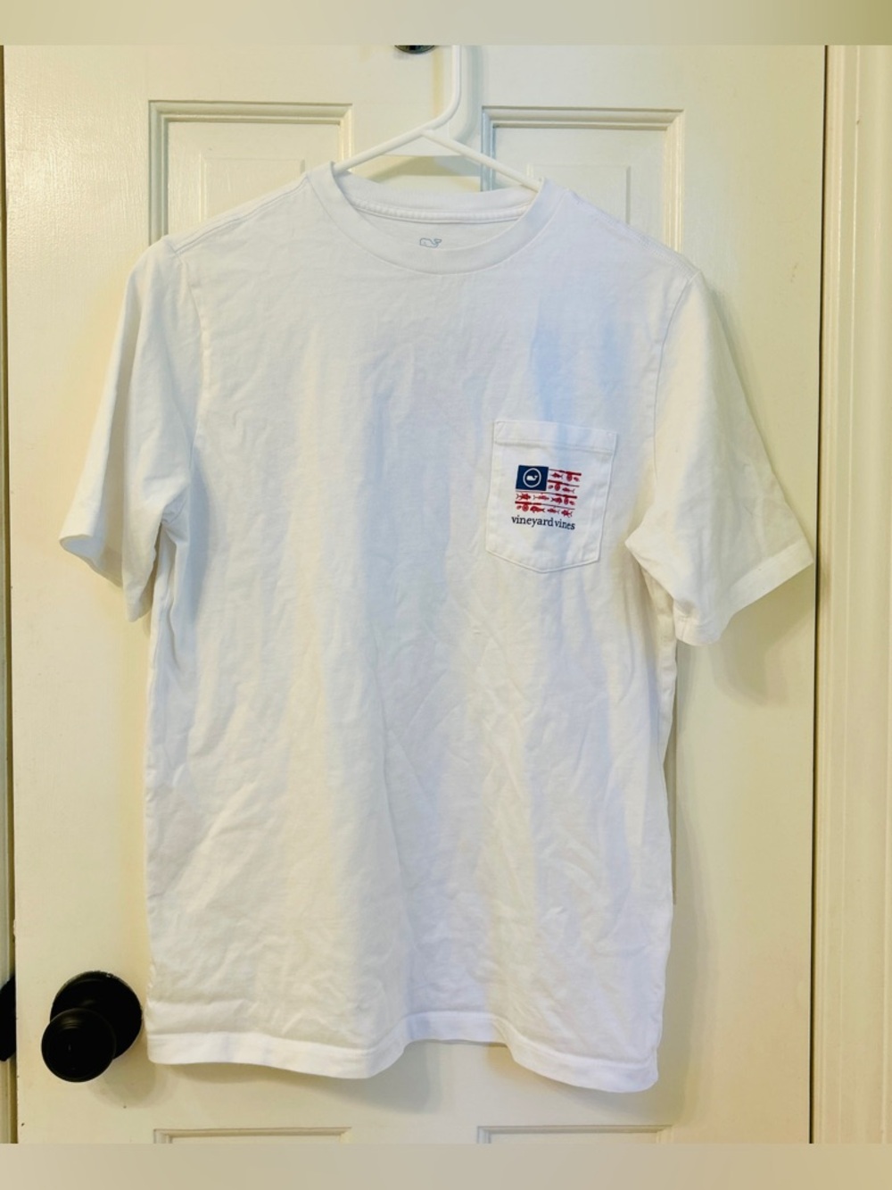 Vineyard Vines big boys L (16) Whale Pocket Crew T-Shirt Tee "flag reel" Edition